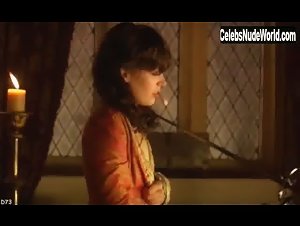 Anna Brewster in Tudors (series) (2007) 18