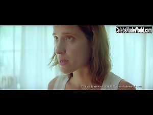 Anna Kalaitzidou in Kynodontas (2009) 19