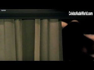 Ariadna Gil in Nueces para el amor (2000) 1