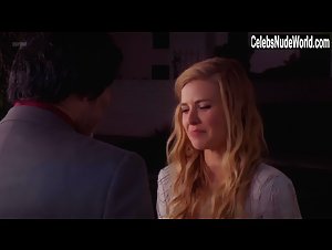 Ariana Madix Blonde , Kissing in Dirty Dealing (2018) 7