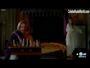 Arly Jover in Las aventuras del capitan Alatriste (series) (2015) 2