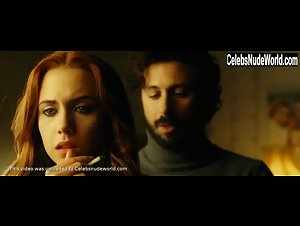 Aura Garrido in El cuerpo (2012) 20