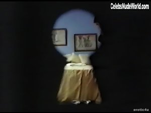 Gabriella Hall Voyeur , Lingerie in Click: In the Heat of the Click (1997) 5