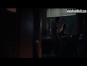 Gabrielle Hespe in Mrs. Fletcher (2019) 12