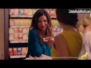 Gabrielle Hespe in Mrs. Fletcher (2019) 5