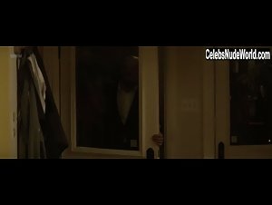 Gabrielle Forcier in Nous sommes les autres (2017) 1