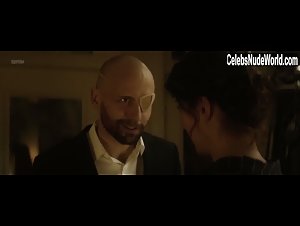Gabrielle Forcier in Nous sommes les autres (2017) 8
