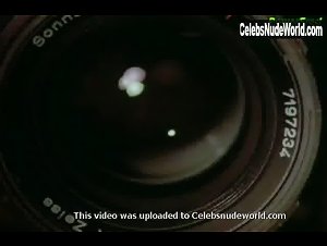 Gabriella Hall boobs , Explicit in Sex Files: Portrait of the Soul (1998) 17