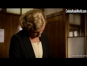 Anna McGahan in Underbelly (series) (2008) 8