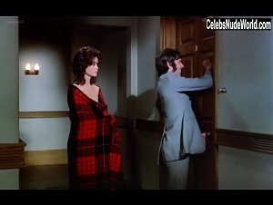 Christine Donna in Au Pair Girls (1972) 7