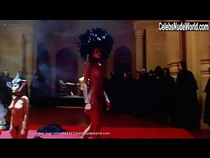 Abigail Good Explicit, Lingerie in Eyes Wide Shut (1999) 13