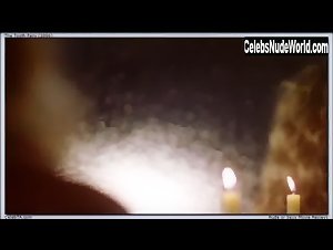 Carrie Fleming Blonde , boobs in Tooth Fairy (2006) 5