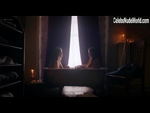 Charlotte Best in Alone (short) (2015) 13