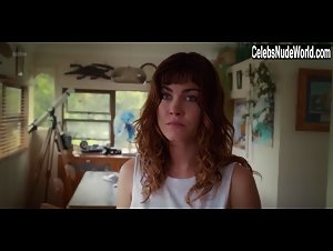 Charlotte Best Kissing , Brunette in Tidelands (series) (2018) 3