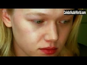 Charlotte Vanden Eynde in Meisje (2002) 1