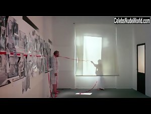 Chloe Webb boobs , Voyeur in Belly of an Architect (1987) 9