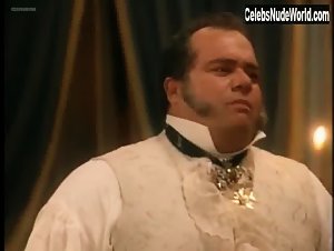 Vanessa Mesquita in O Quinto dos Infernos (series) (2002) 1