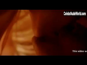 Clare Grant Blonde , Kissing in Masters of Horror (series) (2005) 16