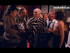 Dominique Blanc in Milou en mai (1990) 17