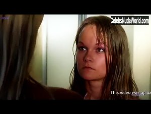 Andrea Davis Shower , Gore In Lust for Dracula (2004) 19