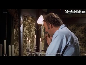 Francesca Tu in Hunting Party (1971) 9