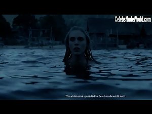 Gaia Weiss in Vikings (series) (2013) 16