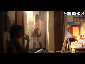 Laura Bellini in Trust (series) (2018) 9