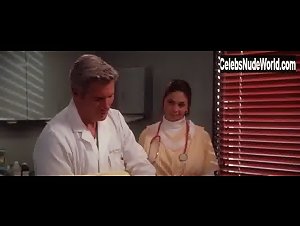 Janine Turner in Dr. T and the Women (2000) 2