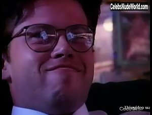 Jenny Wallace nude, boobs scene in Vamps (1995) 8
