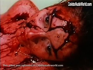 Jessica Moore in Non aver paura della zia Marta (1988) 20