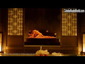 Jo Yeo-jeong in Hoo-goong: Je-wang-eui cheob (2012) 15