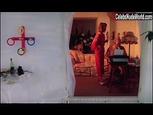 Juliet Stevenson in Drowning by Numbers (1988) 2