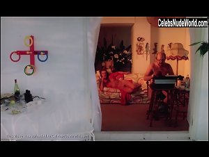 Juliet Stevenson in Drowning by Numbers (1988) 5