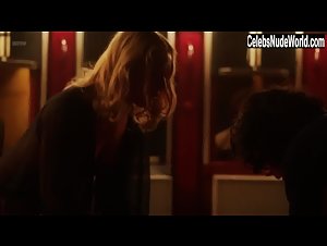 Kim Director in Deuce (series) (2017) 10