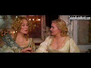 Kirsty Oswald in A Little Chaos (2014) 3