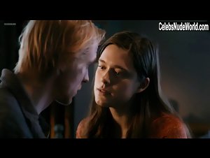 Krista Kosonen in Kaikella rakkaudella (2013) 8