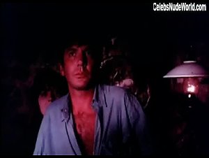 Bozidarka Frajt in Ann och Eve - de erotiska (1970) 13