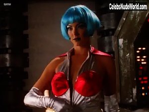 Beverly Hotsprings in Judas Kiss (1998) 6
