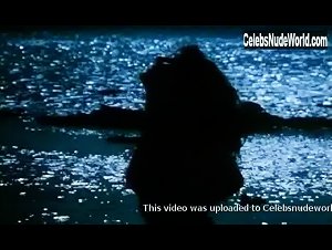 Barbara Livi in La rumbera (1998) 4