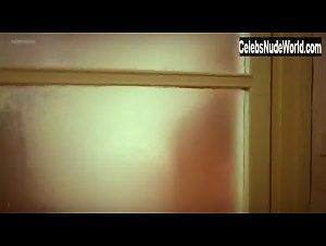 Barbara Magnolfi in Milano... difendersi o morire (1978) 18