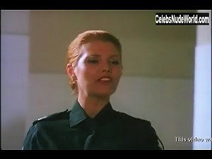 Adele Malheiros Explicit , boobs in Femmine in fuga (1984) 8