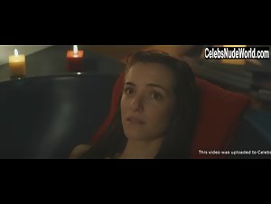 Adriana Camara nude , boobs In Sicarivs: La noche y el silencio (2015) 3
