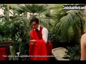 Agata Piotrowska boobs , Explicit In Biale malzenstwo (1992) 10