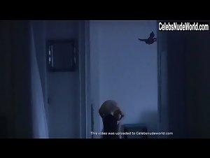 Ayse Dudu Tepe in Ode o (short) (2015) 11