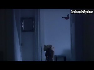 Ayse Dudu Tepe in Ode o (short) (2015) 18