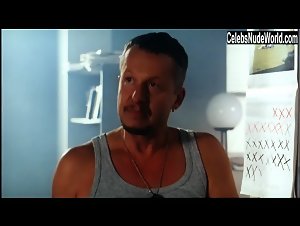 Agnieszka Wlodarczyk Explicit , boobs In Sara (1997) 15