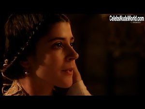 Aida Oset in Ermessenda (series) (2011) 5