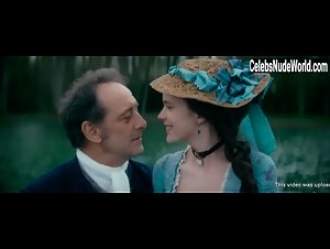 Audrey Quoturi in Dernier amour (2019) 12