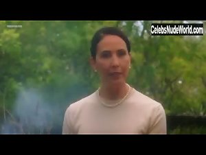 Alejandra Adame in Ninas Mal (2007) 2