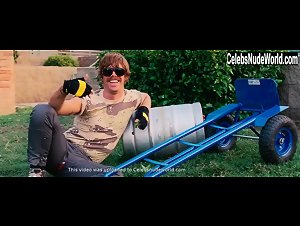 Alejandra Gutierrez in Accepted (2006) 6